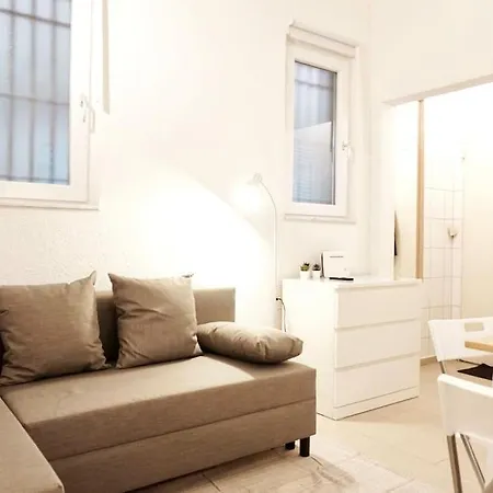 דירה Gemuetliches Kleines Studio-apartment In Lage Naehe Innenstadt Mit Klimaanlage *