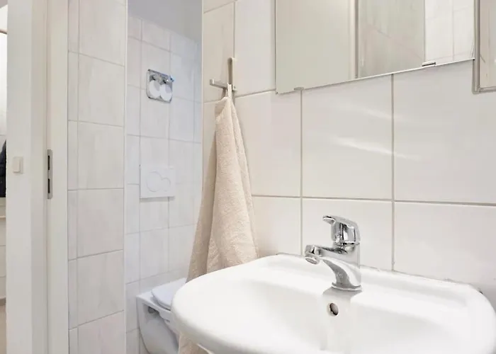 דירה Gemuetliches Kleines Studio-apartment In Lage Naehe Innenstadt Mit Klimaanlage